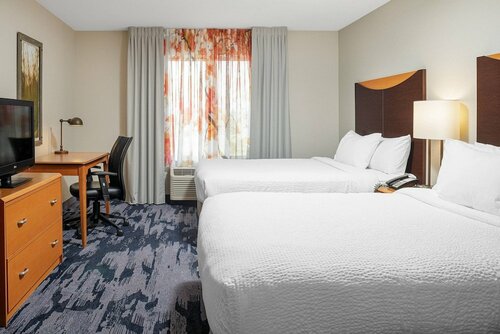 Fairfield Inn & Suites by Marriott Paducah, Забронировать Отель Падака Кентукки