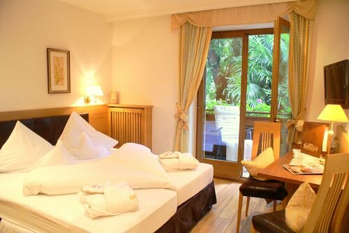 Agriturismo Sittnerhof, Забронировать Отель Отели Пилы с питанием, Пансион