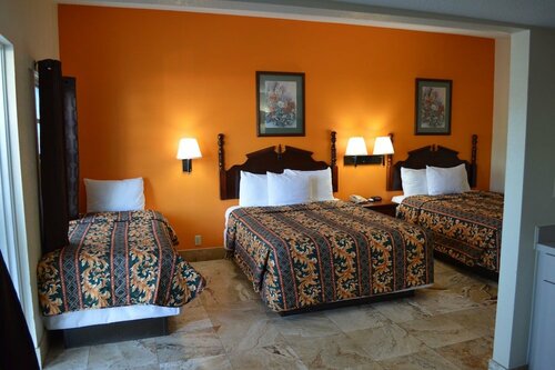 Budget Inn - Ft Myers, Забронировать Мини-отель Форт-Майерс Fort Myers Area, рядом с Edison Mall