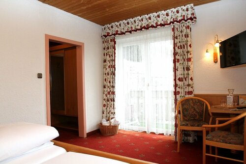 Hotel Völserhof, Забронировать Отель Отели Долины Гаштайн 4 звезды, 4*
