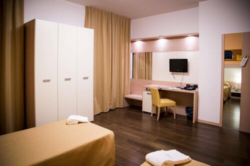 Groane Hotel Residence, Buchen Sie Hotel Cesano Maderno Lombardei