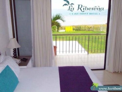 Hotel La Ribereña, Забронировать Отель Отели Ахихик 3 звезды, 3*
