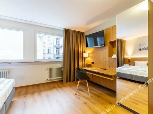 mk hotel frankfurt, Забронировать Отель Отели Франкфурт-на-Майне 3 звезды, рядом с Euro Symbol, 3*