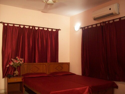 Malik Court by OYO Rooms, Забронировать Отель Отели Калькутты 3 звезды, 3*