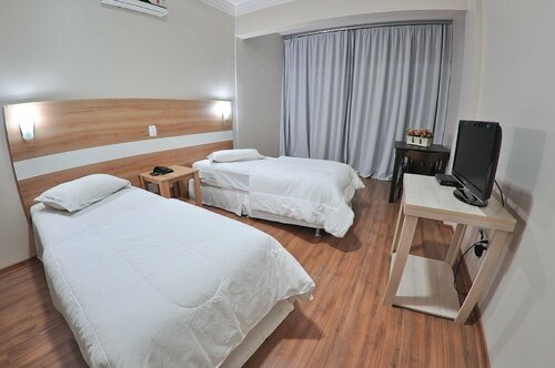 Turis Hotel, Забронировать Отель Недорогие отели Пасу-Фунду, недорого