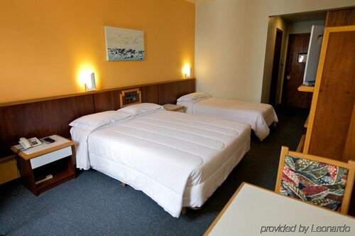 Hotel Plaza Camboriú, Забронировать Отель Камбориу Санта-Катарина, рядом с Парк Унипрайяс
