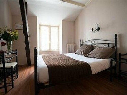 La Croix Verte - Le Relais des Moulins, Réserver Hôtel Hôtels à Bretagne avec parking, Parking