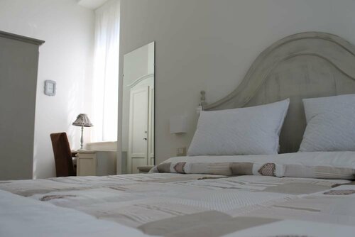 Bed & Breakfast Paura, Забронировать Отель Фьера-Фуоригротта Неаполь, рядом с Бассейн «Скандоне»