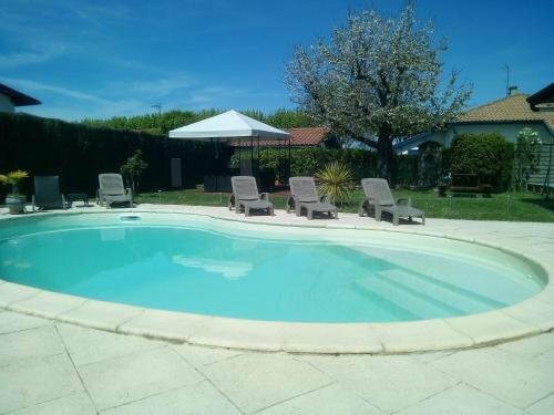 Chalet Zure Ondoan - Spa, Prenota Chalet Cottage a Aquitania, Cottage