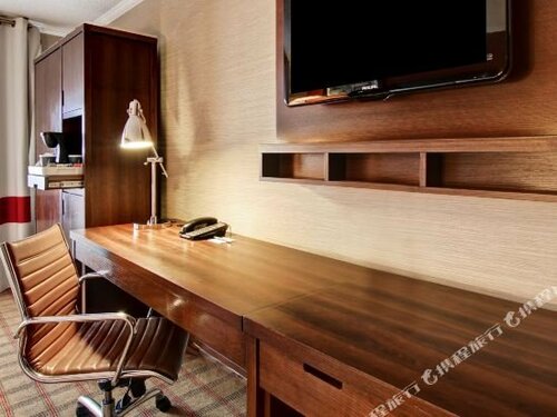 Four Points by Sheraton Toronto Mississauga, Забронировать Отель Миссиссога Greater Toronto Area