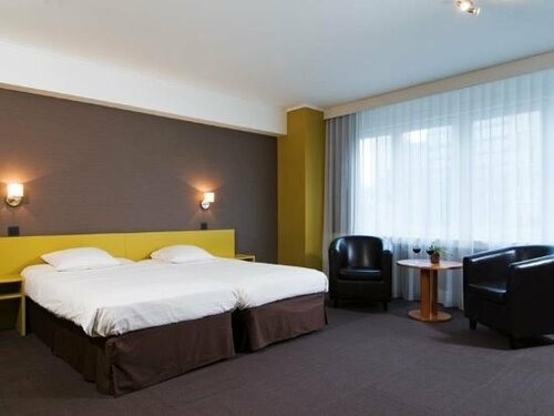 Hotel Ter Streep, Забронировать Отель Отели Остенде с завтраком, рядом с Железнодорожный вокзал Остенде, Завтраки