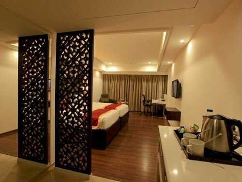 Goutham Grand Hotel, Prenota Hotel Tenali 