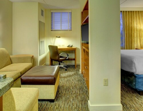Hyatt House Fort Lauderdale Airport - South & Cruise Port