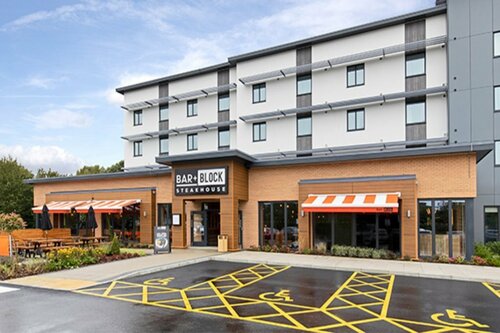 Premier Inn Winnersh, Varaa Hotelli Wokingham Berkshire