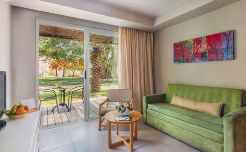 Ein Gedi Kibbutz Hotel, Book Hotel Hoteller i Sydisrael med parkering, Parkering