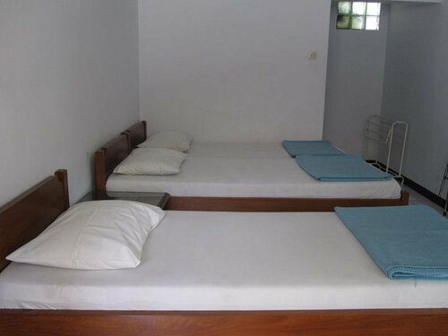 Hotel Santosa, Prenota Hotel Malang East Java, vicino a Bentoel Museum