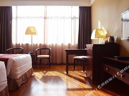 Ramada Suzhou Luzhi