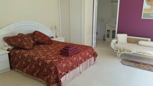 Hilltop Hideaway, Đặt Nhà nghỉ có bữa sáng Ninderry Sunshine Coast
