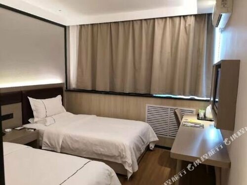 GreenTree Inn Shanxi Taiyuan Railway Station Business Hotel, Reservar Hotel Hotéis em Yingze com estacionamento, Estacionamento