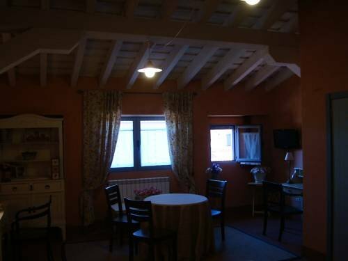 Hotel San Miguel del Valle Amblés, Book Hotel  