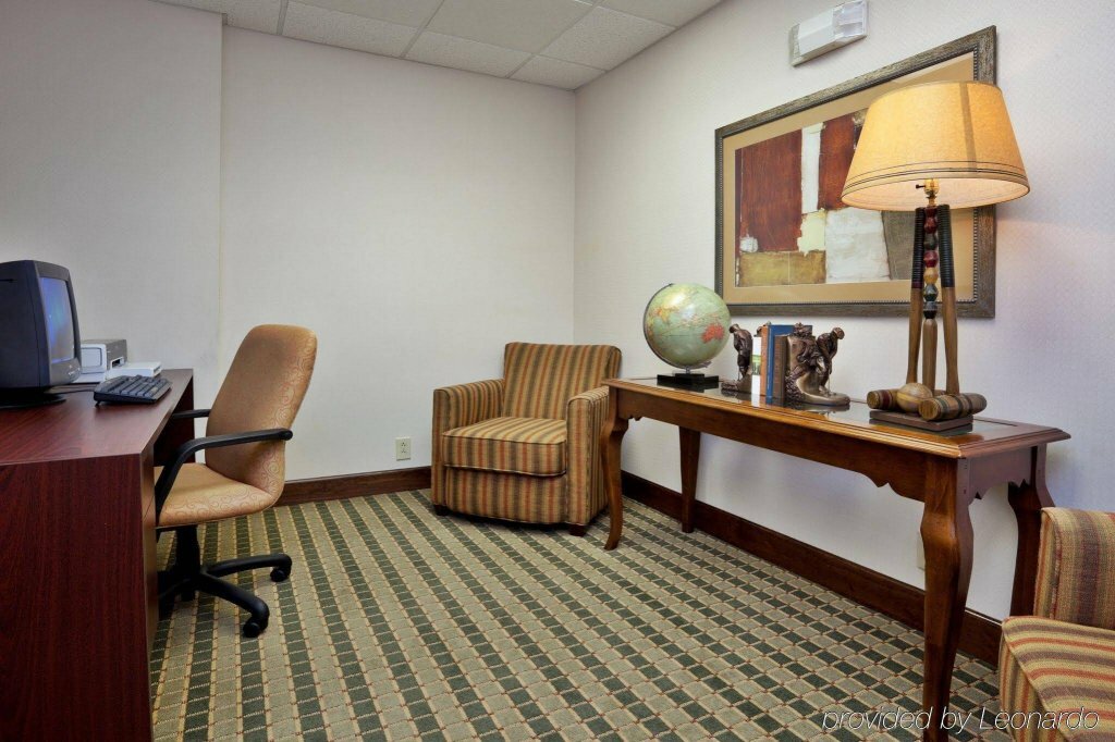 Holiday Inn Express & Suites Conover