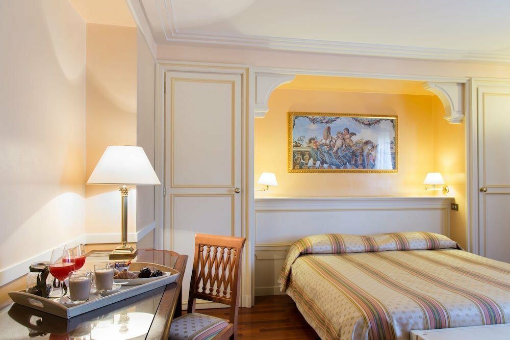 Hotel Tuder