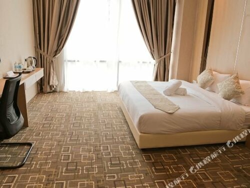 Seeds Hotel Premier The Mines Seri Kembangan, Забронировать Отель Сери-Кембанган Селангор