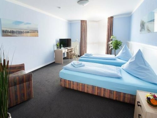 Hotel Zum Eisenhammer, Забронировать Отель Отели Оберхаузен с завтраком, Завтраки
