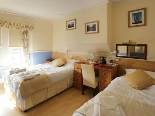 Saxonia Guest House, Забронировать Гостевой дом Уэстон-сьюпер-Мэр Сомерсет, рядом с Optima Stadium