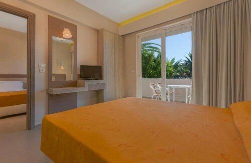 Hotel Esperia, Buchen Sie Hotel Marmari Kos
