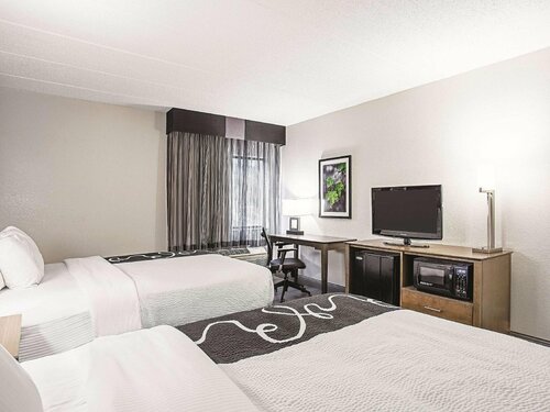 La Quinta Inn & Suites Baltimore North, Rezerwuj Hotel White Marsh 