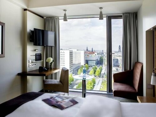 Pullman Dresden Newa, Rezervați Hotel Altstadt 
