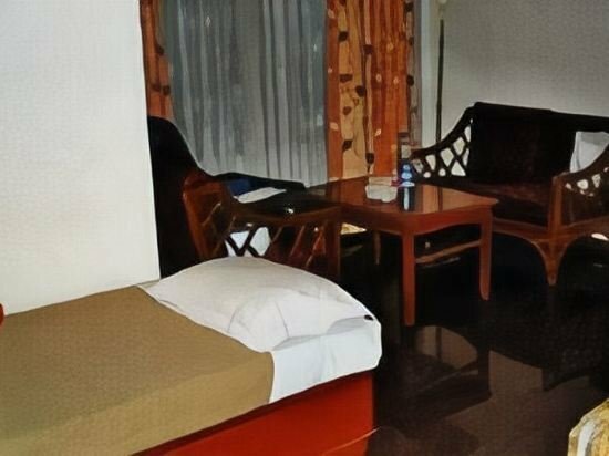 Iroomz Hotel Pawan