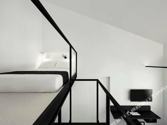 Hotel Mono