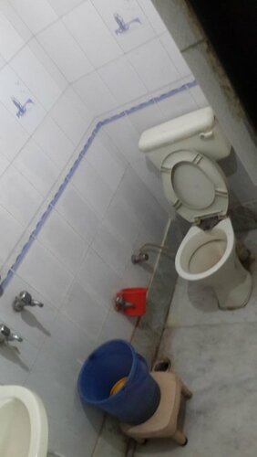 Hotel Neha Inn, Забронировать Отель Отели Нью-Дели с парковкой, рядом с Железнодорожный вокзал Нью-Дели, Парковка