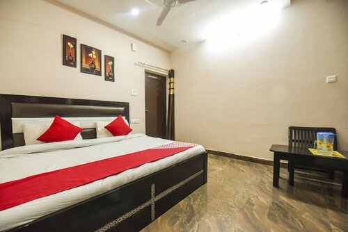 OYO Flagship 13855 Hotel Green Hills, Забронировать Отель Отели Джамму и Кашмира с парковкой, Парковка