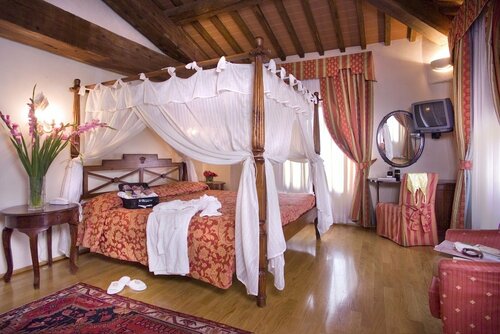 Villa Casagrande Resort e SPA, Buchen Sie Resort Resorthotels in Valdarno, Resort