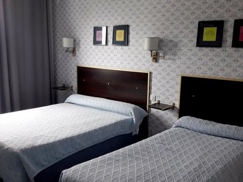 Terrasse Hotel, Забронировать Отель Лизьё Pays d'Auge, рядом с Family House of Saint Therese of Lisieux