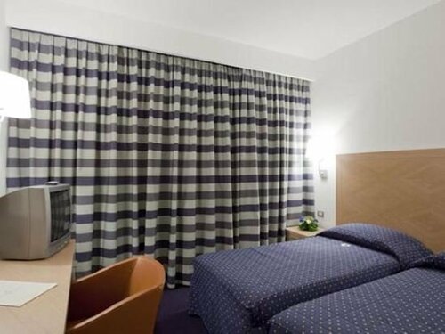 Centrum Palace Hotel & Resorts, Réserver Hôtel Hôtels à Campobasso avec parking, Parking