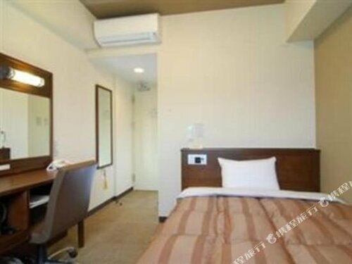 Hotel Route-Inn Shiojiri, Buchen Sie Hotel Shiojiri Nagano