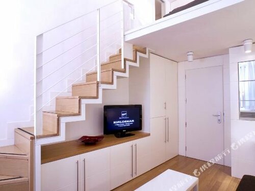 Hotel White, Забронировать Отель Треви Рим