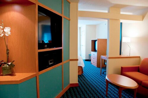 Fairfield Inn & Suites Ames, Забронировать Отель Отели Эймс 3 звезды, 3*