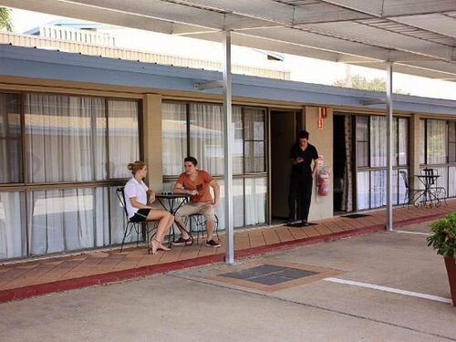 The Town House Motor Inn, Buchen Sie Gasthaus Goondiwindi Queensland
