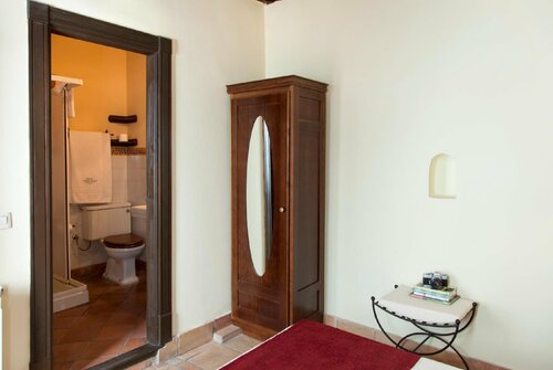 Casa del Capitel Nazarí, Varaa Hotelli Albayzin 
