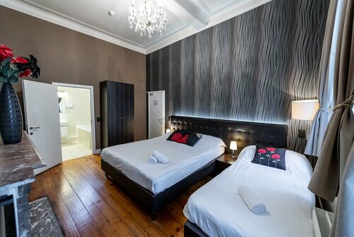 Hotel Onderbergen, Забронировать Бутик-отель Отели в центре Гента, в центре, Парковка