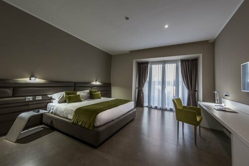 Hotel Matilde - Lifestyle Hotel, Забронировать Отель Пьяцца-дель-Плебишито Неаполь, рядом с Palazzo del Banco di Napoli