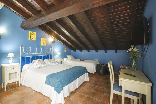 Posada Las Tres Mentiras de Santillana del Mar, Забронировать Отель Отели Cantabria Coast 3 звезды, 3*