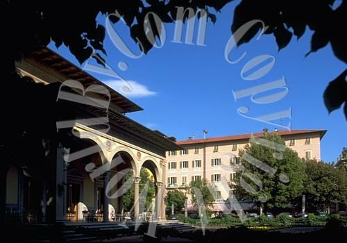 Grand Hotel Nizza Et Suisse, Забронировать Отель Монтекатини-Терме Тоскана, рядом с Термальный комплекс Теттуччо