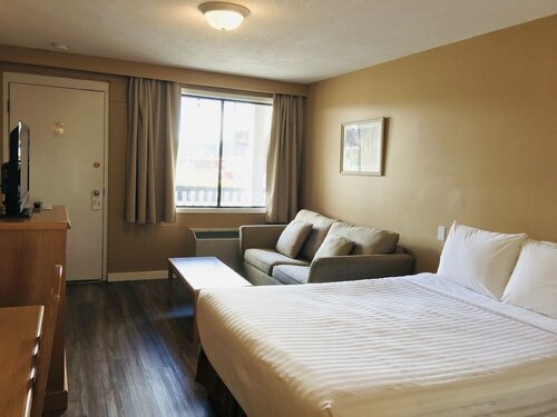 Thunderbird Motor Inn, Book Inn Hotels in North Cowichan with Parking, Parking