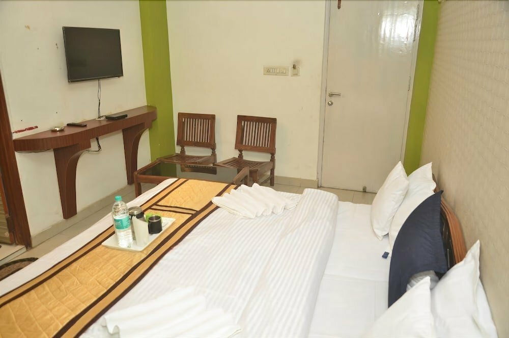 Oyo 8076 Hotel Europe Plaza